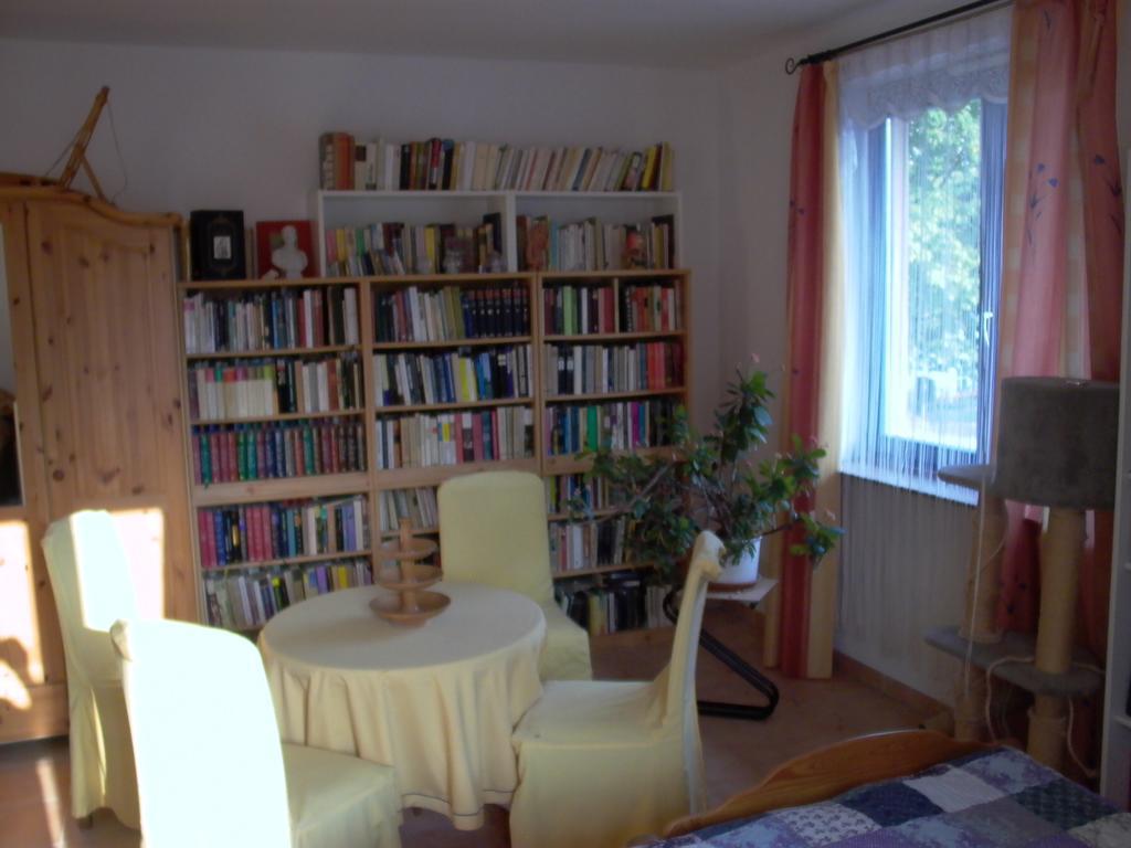 Gaestezimmer Ferienwohnung Villa Alexa, Mit Wallbox Woltersdorf  Bilik gambar